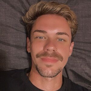 Meet your Posher, Jarrod